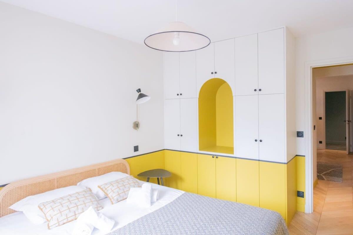 Recently Renovated 3bd Next To Invalides * Parijs