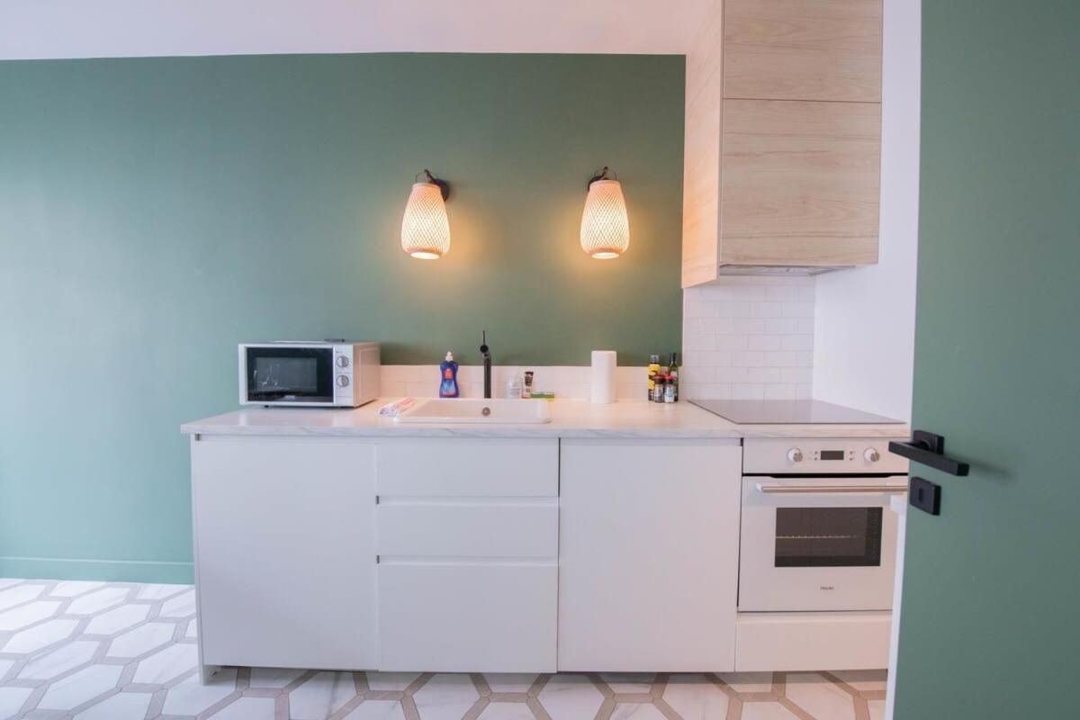 Appartement Recently Renovated 3bd Next To Invalides Parijs